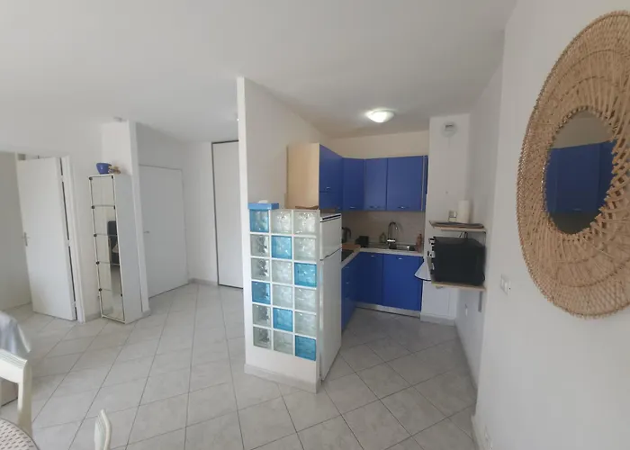 Apartment Les Fleurs Bleues