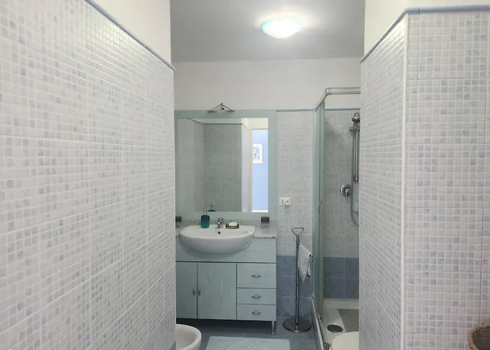 Les Fleurs Bleues 公寓 *